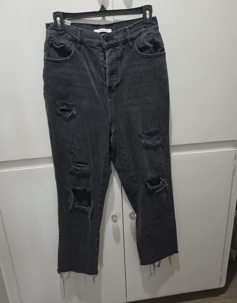 PacSun Black Distressed Ankle Jeans